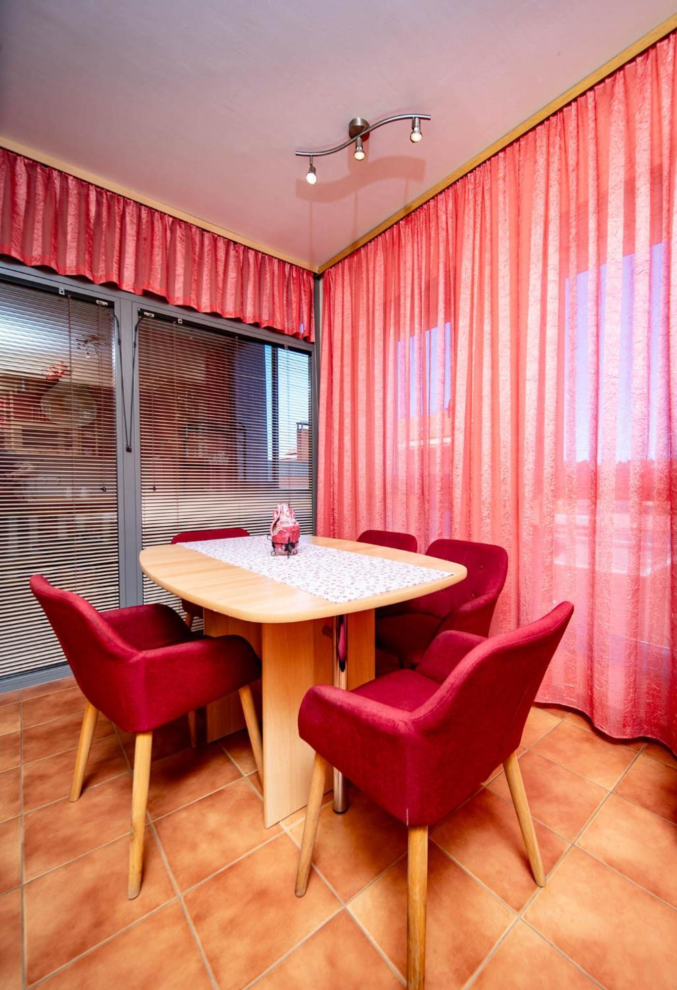 Rab Centar Due Apartment Palit Luaran gambar