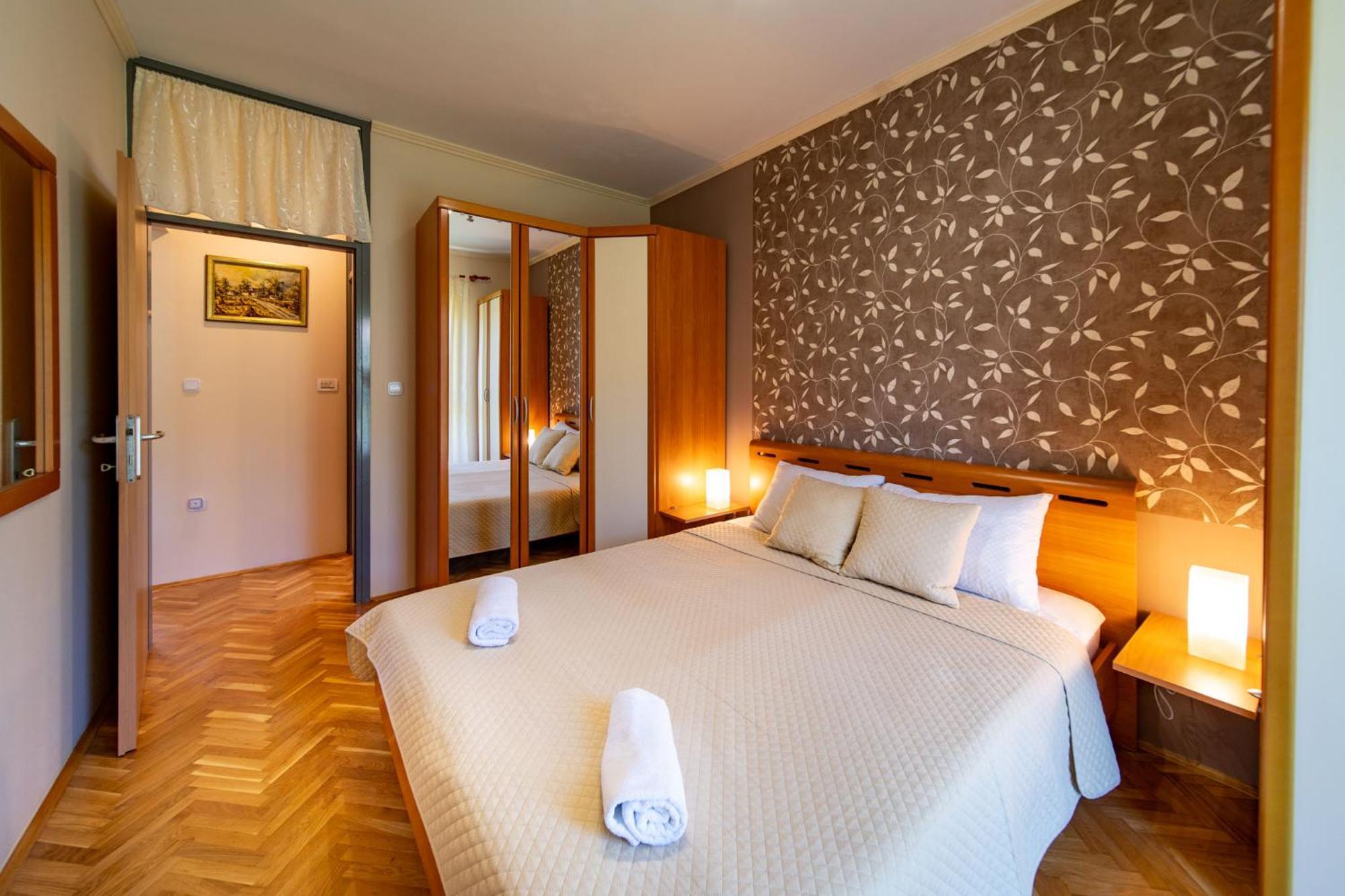 Rab Centar Due Apartment Palit Luaran gambar